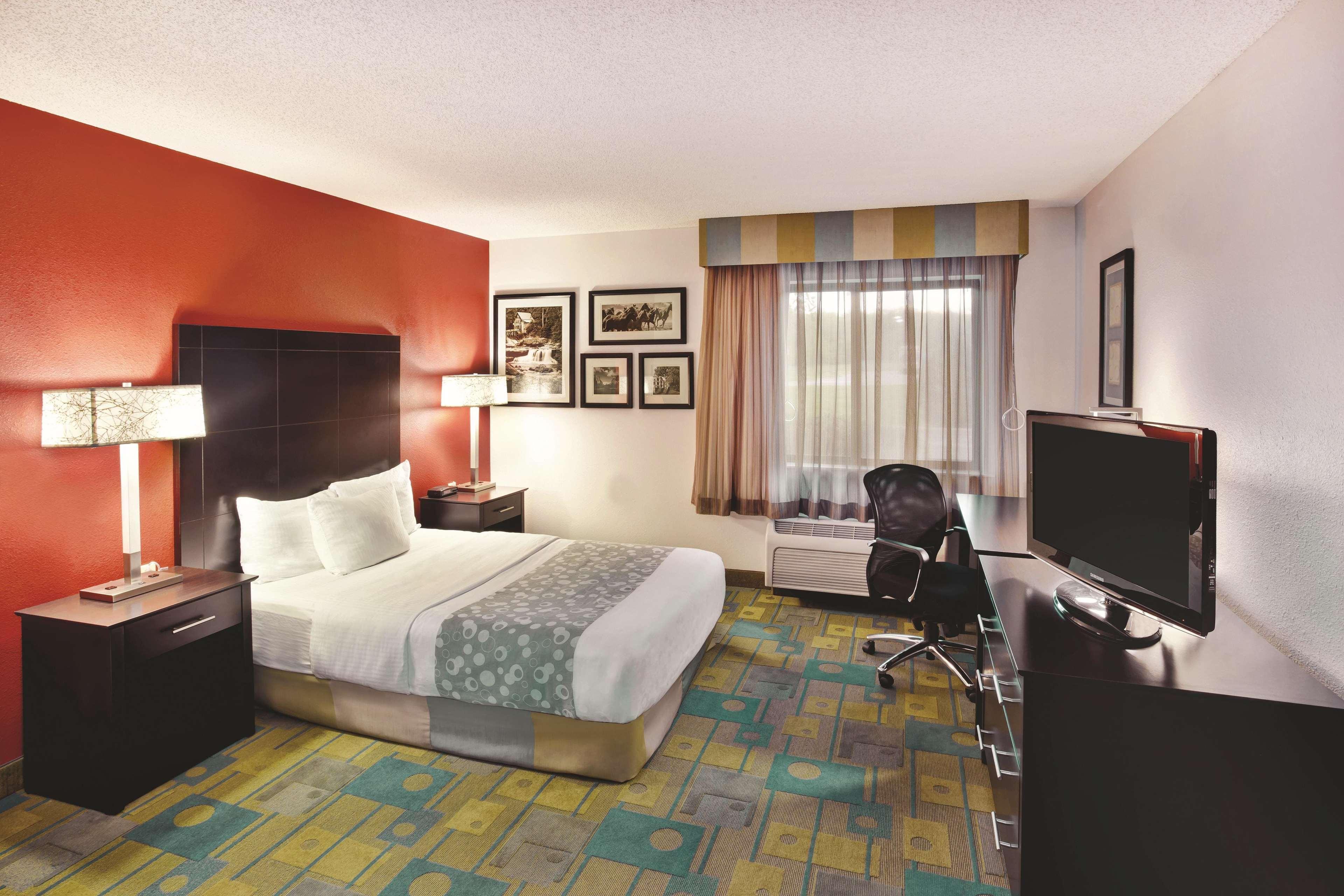 La Quinta By Wyndham Mansfield Oh Hotel Buitenkant foto