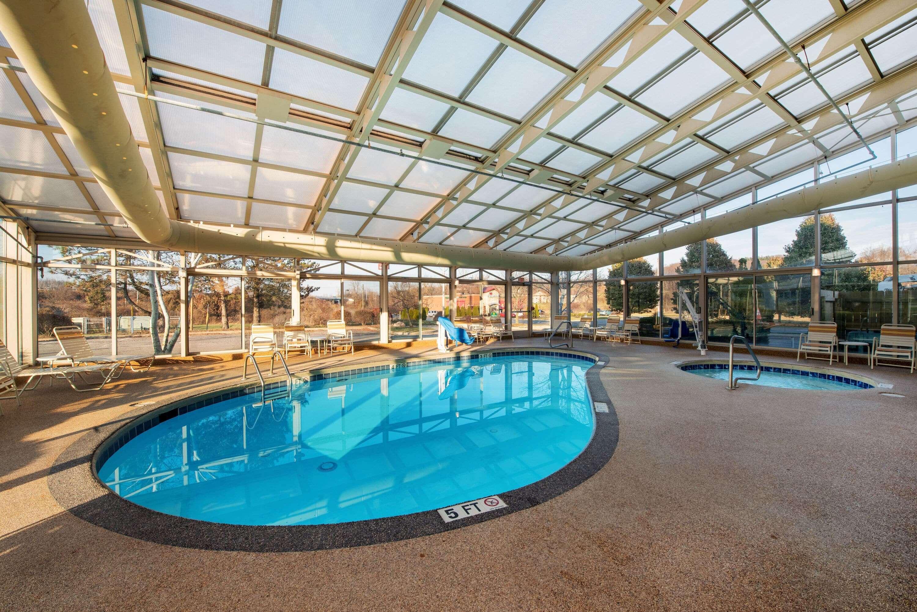 La Quinta By Wyndham Mansfield Oh Hotel Buitenkant foto